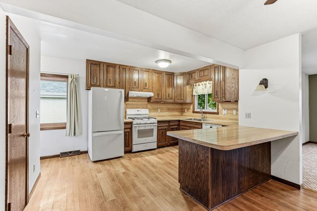 2291 Rockwood Avenue, Saint Paul, MN 55116