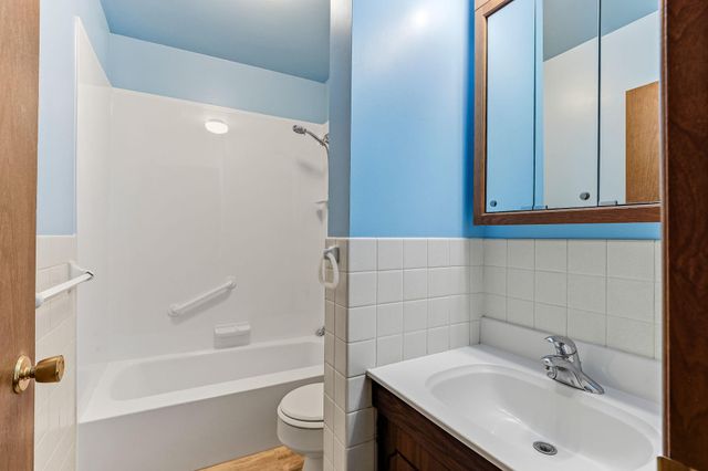 2291 Rockwood Avenue, Saint Paul, MN 55116