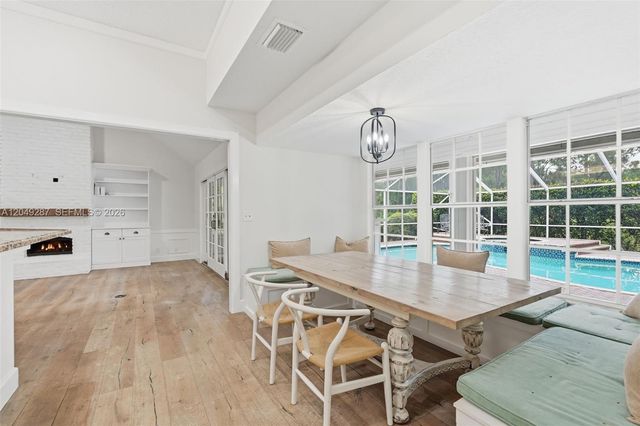 12921 N 76th Road N, West Palm Beach, FL 33412