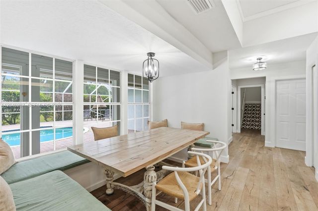 12921 N 76th Road N, West Palm Beach, FL 33412