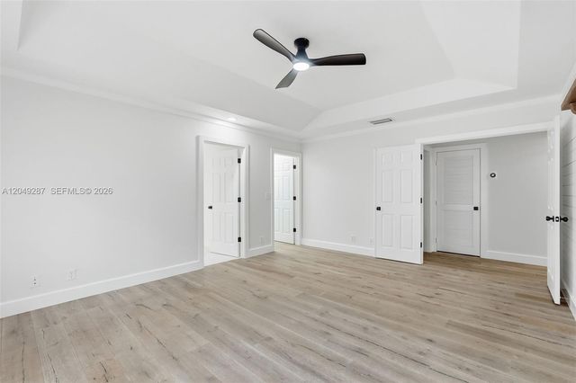 12921 N 76th Road N, West Palm Beach, FL 33412