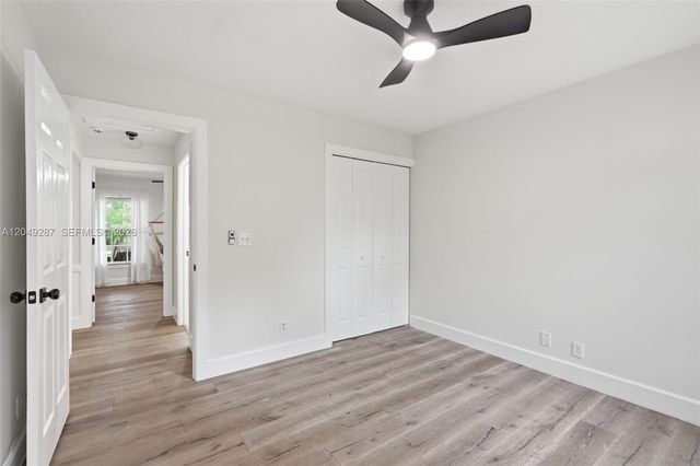 12921 N 76th Road N, West Palm Beach, FL 33412
