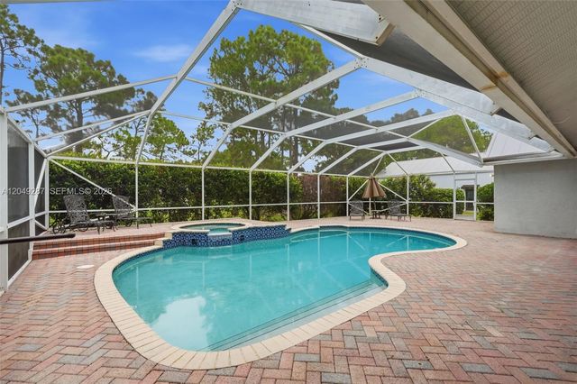 12921 N 76th Road N, West Palm Beach, FL 33412