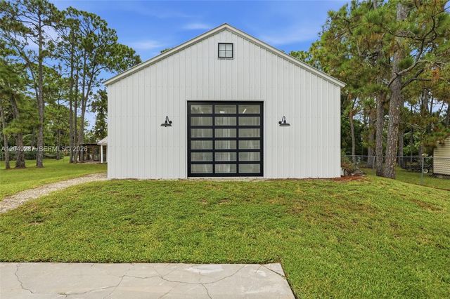 12921 N 76th Road N, West Palm Beach, FL 33412