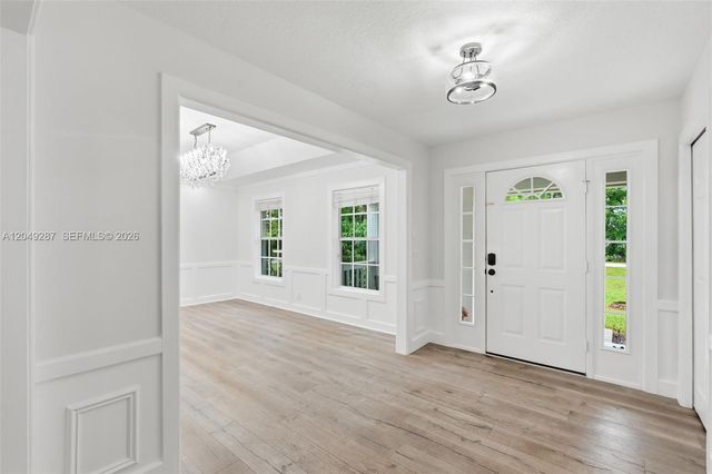 12921 N 76th Road N, West Palm Beach, FL 33412