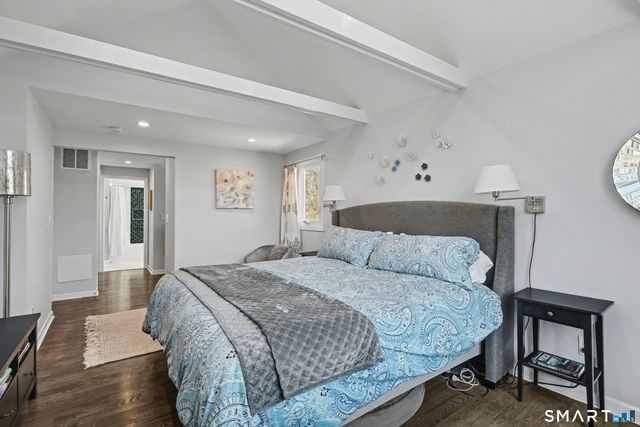 370 Amity Road, Bethany, CT 06524