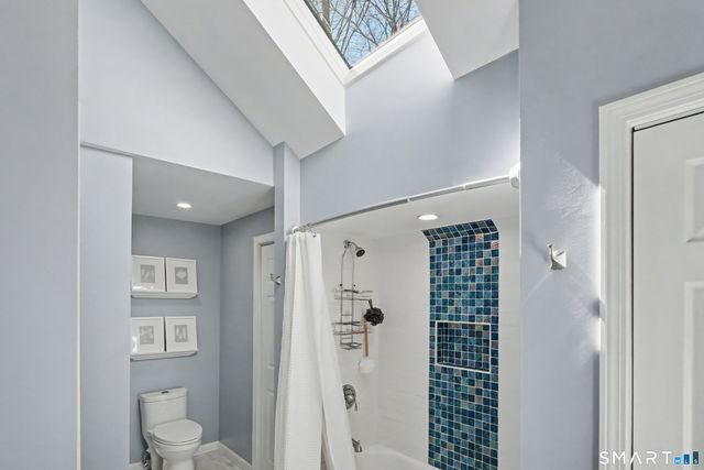 370 Amity Road, Bethany, CT 06524