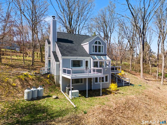 370 Amity Road, Bethany, CT 06524