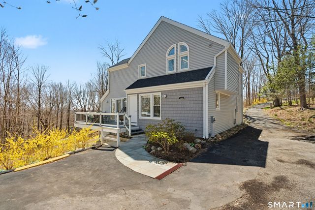 370 Amity Road, Bethany, CT 06524