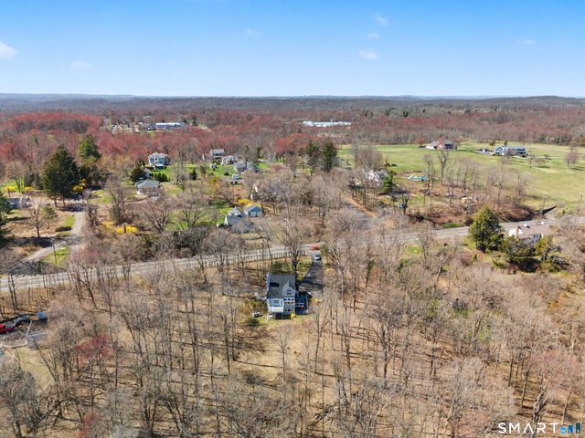 370 Amity Road, Bethany, CT 06524