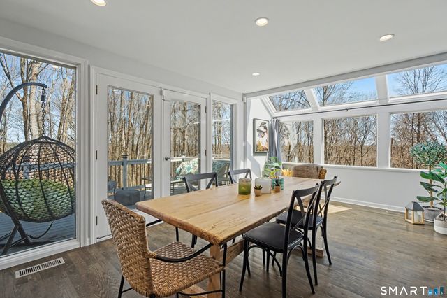 370 Amity Road, Bethany, CT 06524