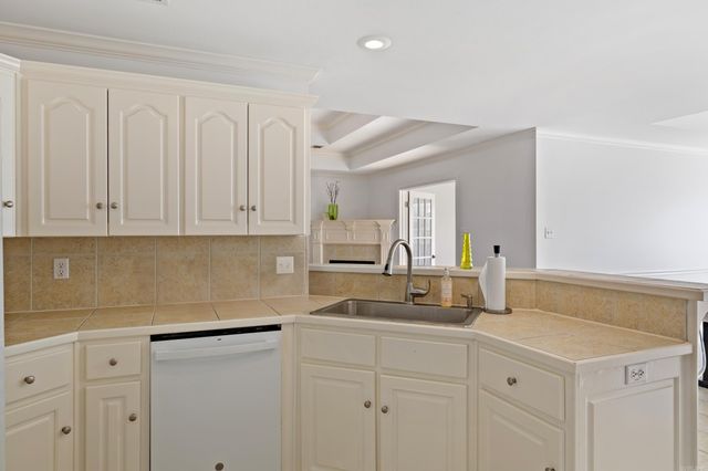 11 Willow Cove, Cabot, AR 72023