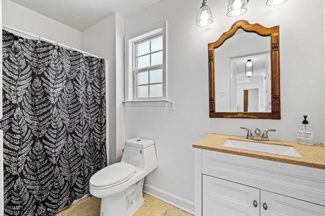 11 Willow Cove, Cabot, AR 72023