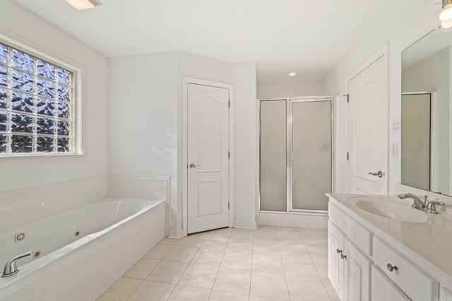 11 Willow Cove, Cabot, AR 72023