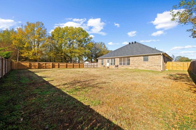 11 Willow Cove, Cabot, AR 72023