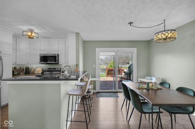 8902 Pine Tree Boulevard, Indianapolis, IN 46256