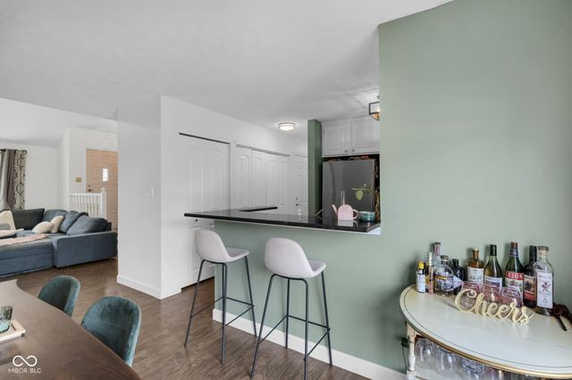 8902 Pine Tree Boulevard, Indianapolis, IN 46256