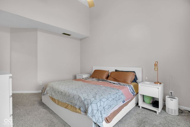 8902 Pine Tree Boulevard, Indianapolis, IN 46256