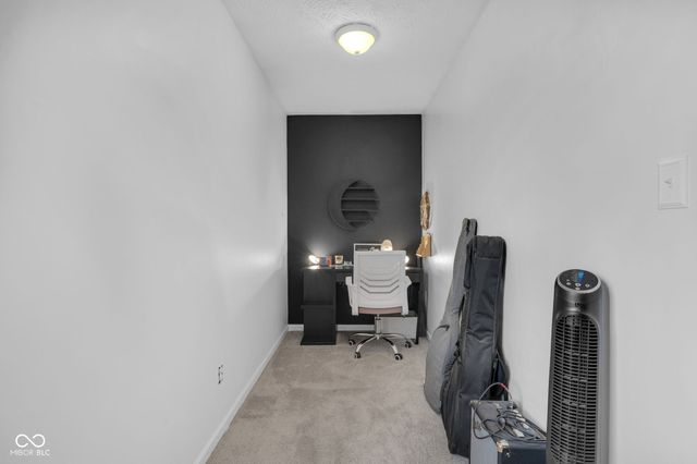 8902 Pine Tree Boulevard, Indianapolis, IN 46256