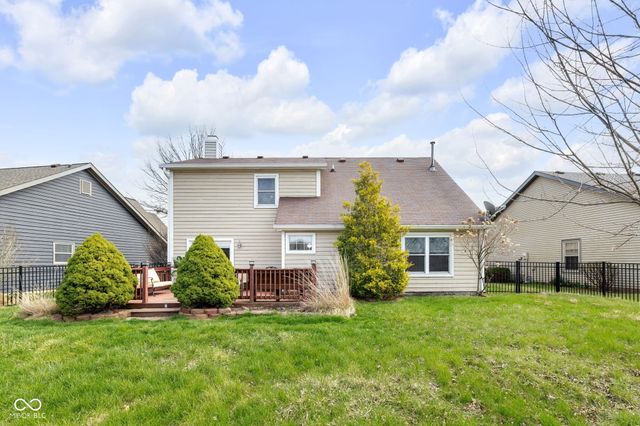 8902 Pine Tree Boulevard, Indianapolis, IN 46256