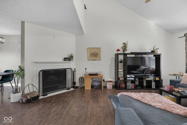 8902 Pine Tree Boulevard, Indianapolis, IN 46256