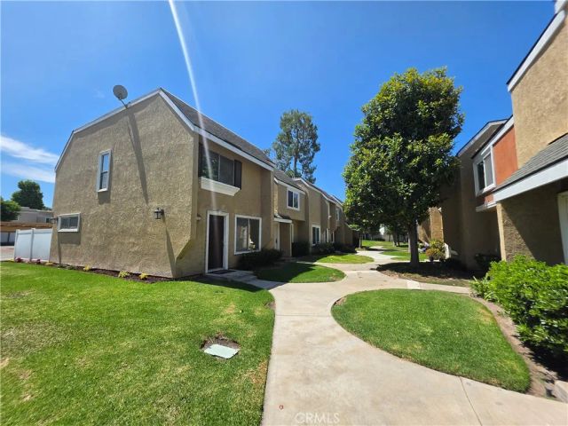 4 Albany, Irvine, CA 92604