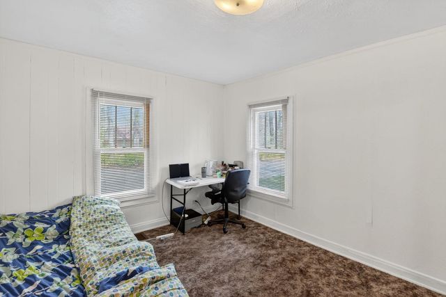 822 W Kennicott Street, Carbondale, IL 62901