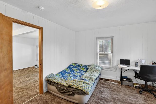 822 W Kennicott Street, Carbondale, IL 62901