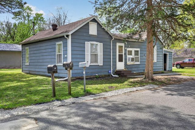822 W Kennicott Street, Carbondale, IL 62901