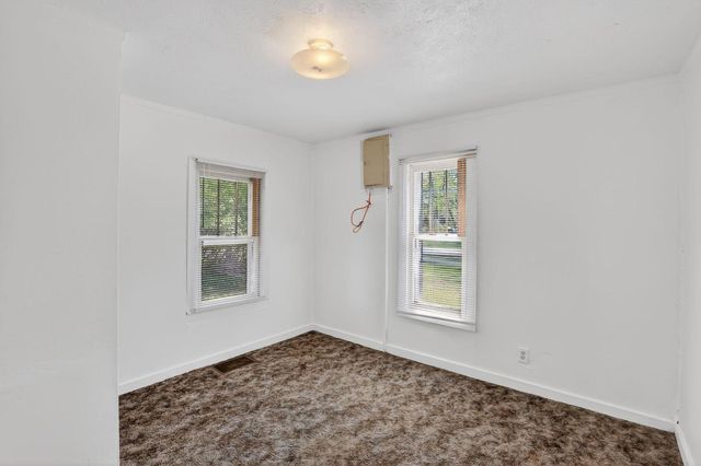 822 W Kennicott Street, Carbondale, IL 62901