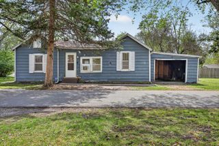 822 W Kennicott Street, Carbondale, IL 62901