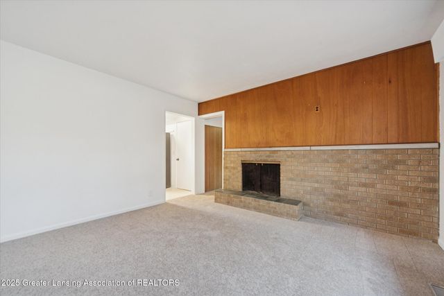 933 Bedford Road, East Lansing, MI 48823