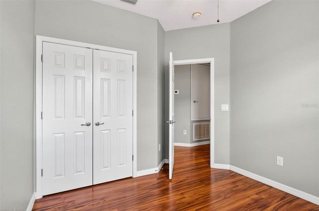 12618 WESTON DRIVE, Tampa, FL 33626