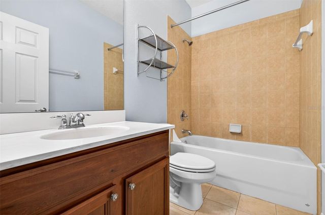 12618 WESTON DRIVE, Tampa, FL 33626