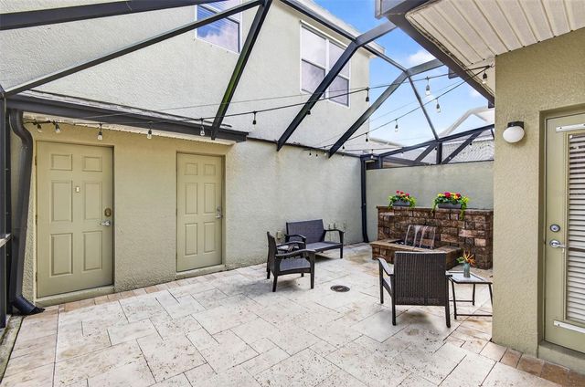 12618 WESTON DRIVE, Tampa, FL 33626