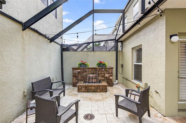 12618 WESTON DRIVE, Tampa, FL 33626