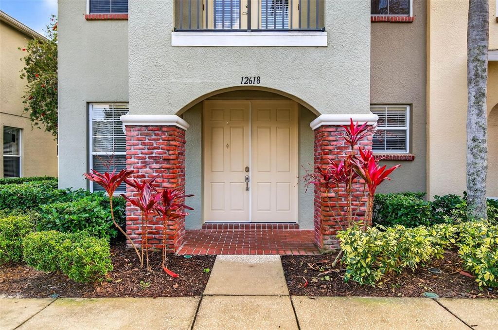 12618 WESTON DRIVE, Tampa, FL 33626