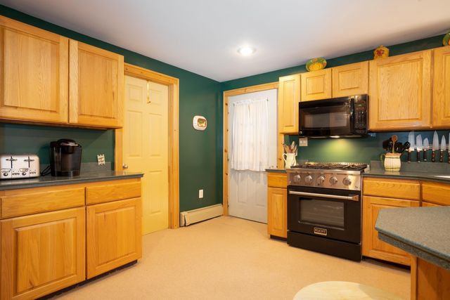 4880 Pikes Falls Road, Jamaica, VT 05343