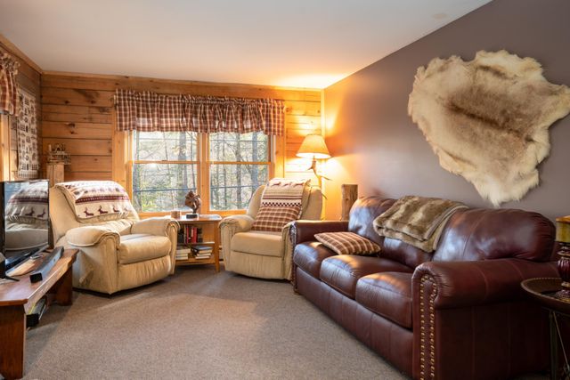 4880 Pikes Falls Road, Jamaica, VT 05343