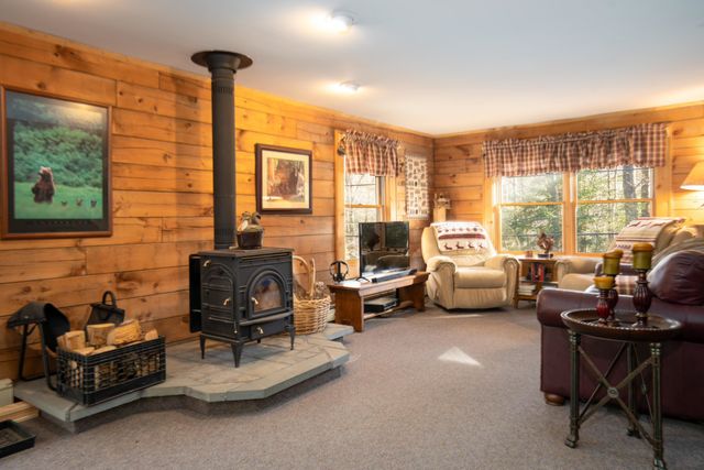 4880 Pikes Falls Road, Jamaica, VT 05343