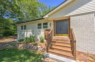 16 Graystone Road, Asheville, NC 28804