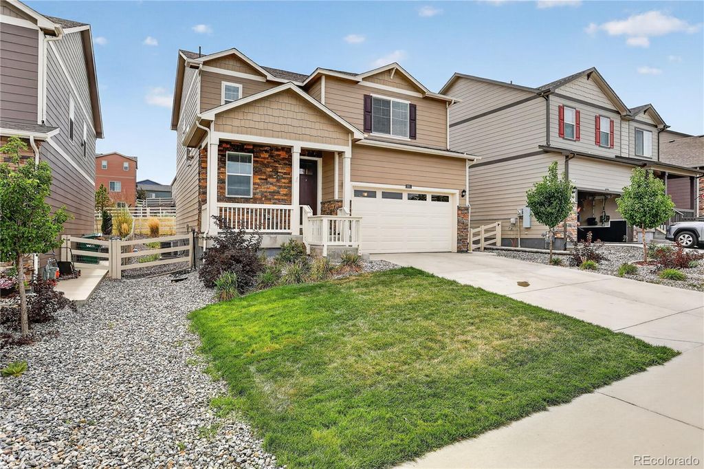 2051 Rosette Lane, Castle Rock, CO 80104