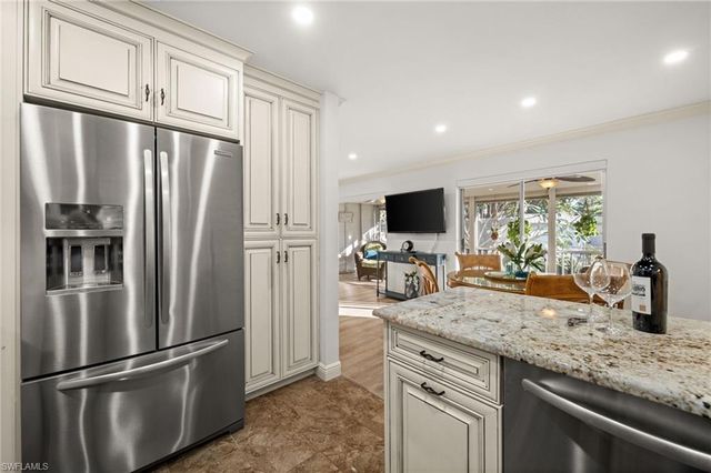 1549 Sandpiper ST # 80, Naples, FL 34102