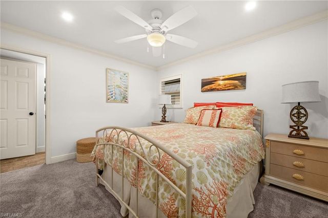 1549 Sandpiper ST # 80, Naples, FL 34102