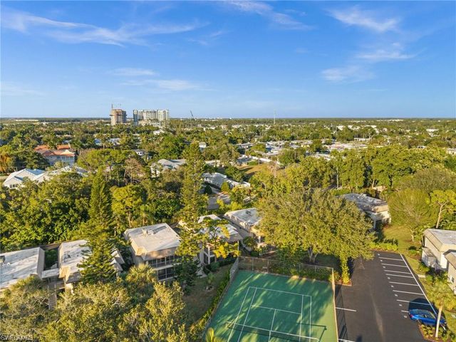 1549 Sandpiper ST # 80, Naples, FL 34102