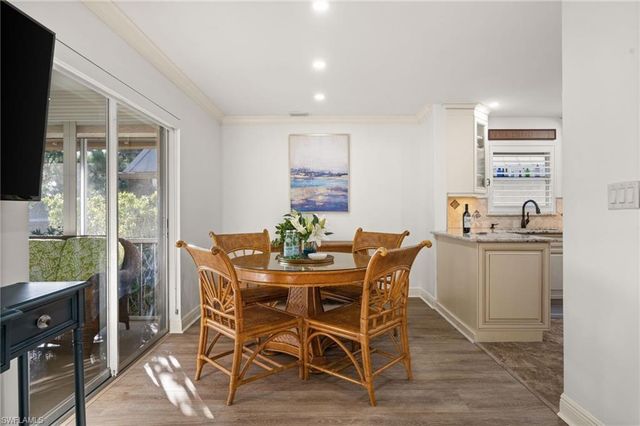 1549 Sandpiper ST # 80, Naples, FL 34102