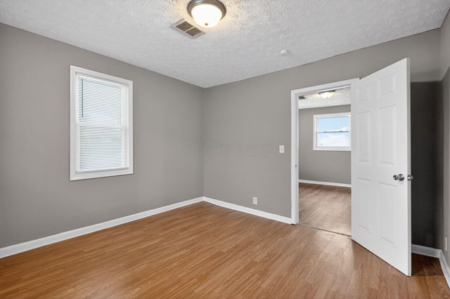 679 Dexter Avenue, Columbus, OH 43204