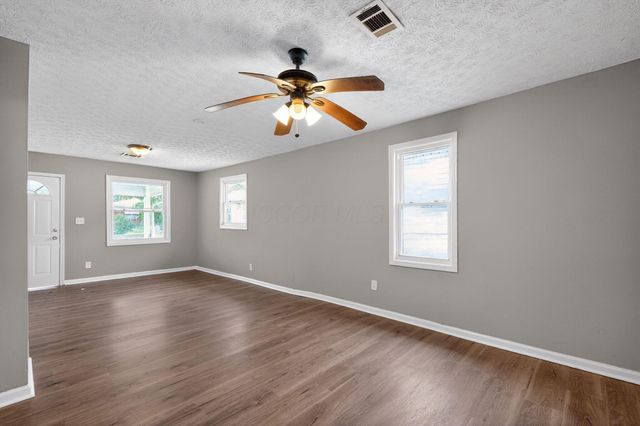 679 Dexter Avenue, Columbus, OH 43204