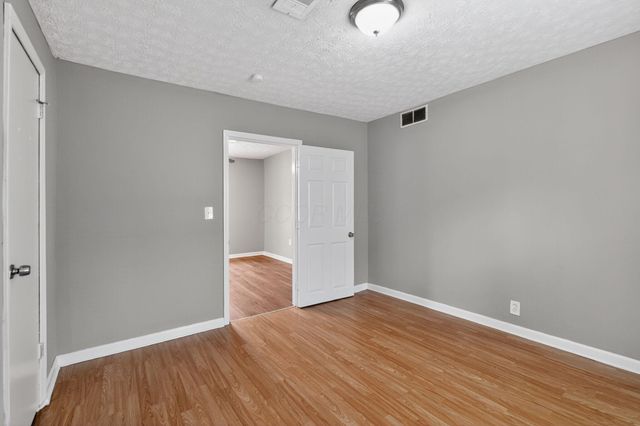 679 Dexter Avenue, Columbus, OH 43204