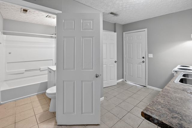 679 Dexter Avenue, Columbus, OH 43204